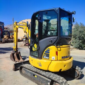 KOMATSU PC30 MR5